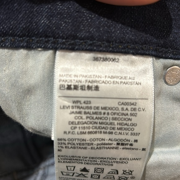 Signature Levi 6 stretch cuffed ankle jegging jeans back pockets nwt - Picture 8 of 12